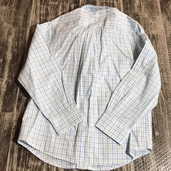 Vineyard Vines Boys Button Down - Picture 4 of 4